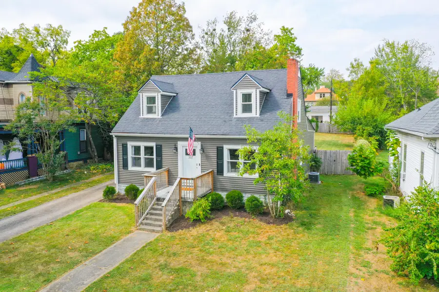 322 S Burns Avenue, Winchester, KY 40391 - #3