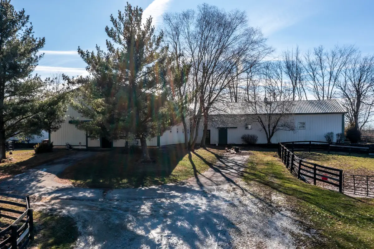 5000 Lupreese Lane, Versailles, KY 40383 - #1