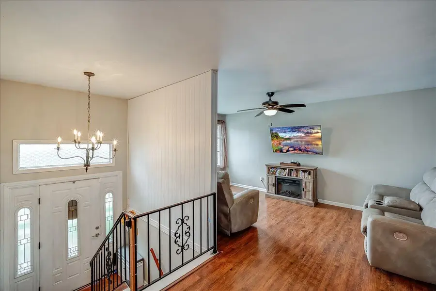 200 Whitfield Drive, Lexington, KY 40515 - #3