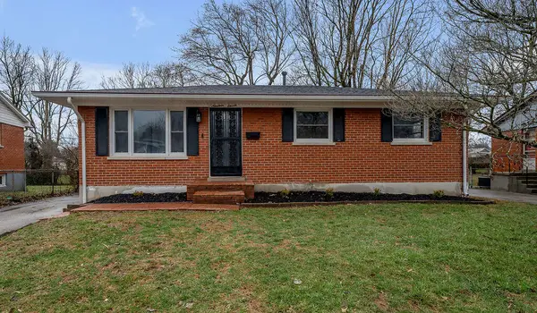 1911 Kingtree Court, Lexington, KY 40505