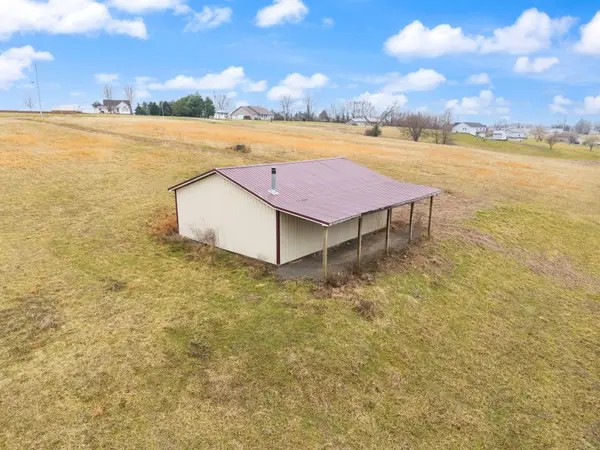 433 Lake View Road, Ewing, KY 41039