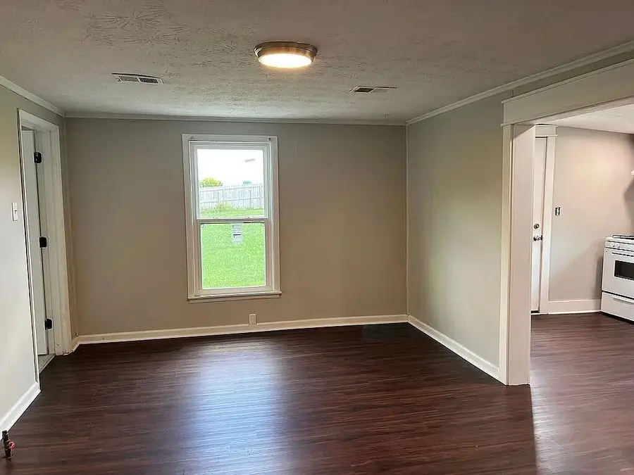 576 Cogar Avenue, Harrodsburg, KY 40330 - #3