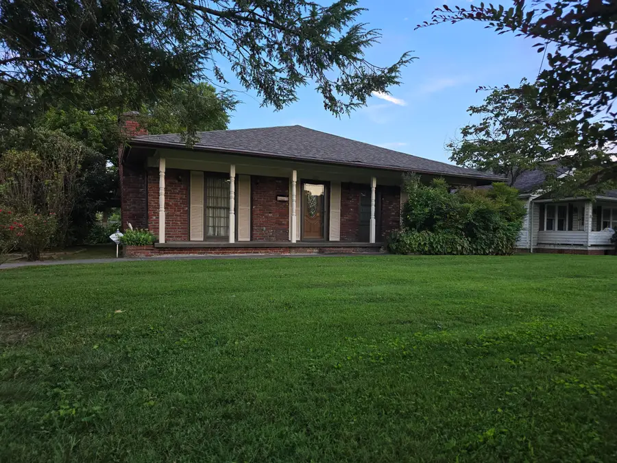 1203 Winchester Avenue, Middlesboro, KY 40965 - #2