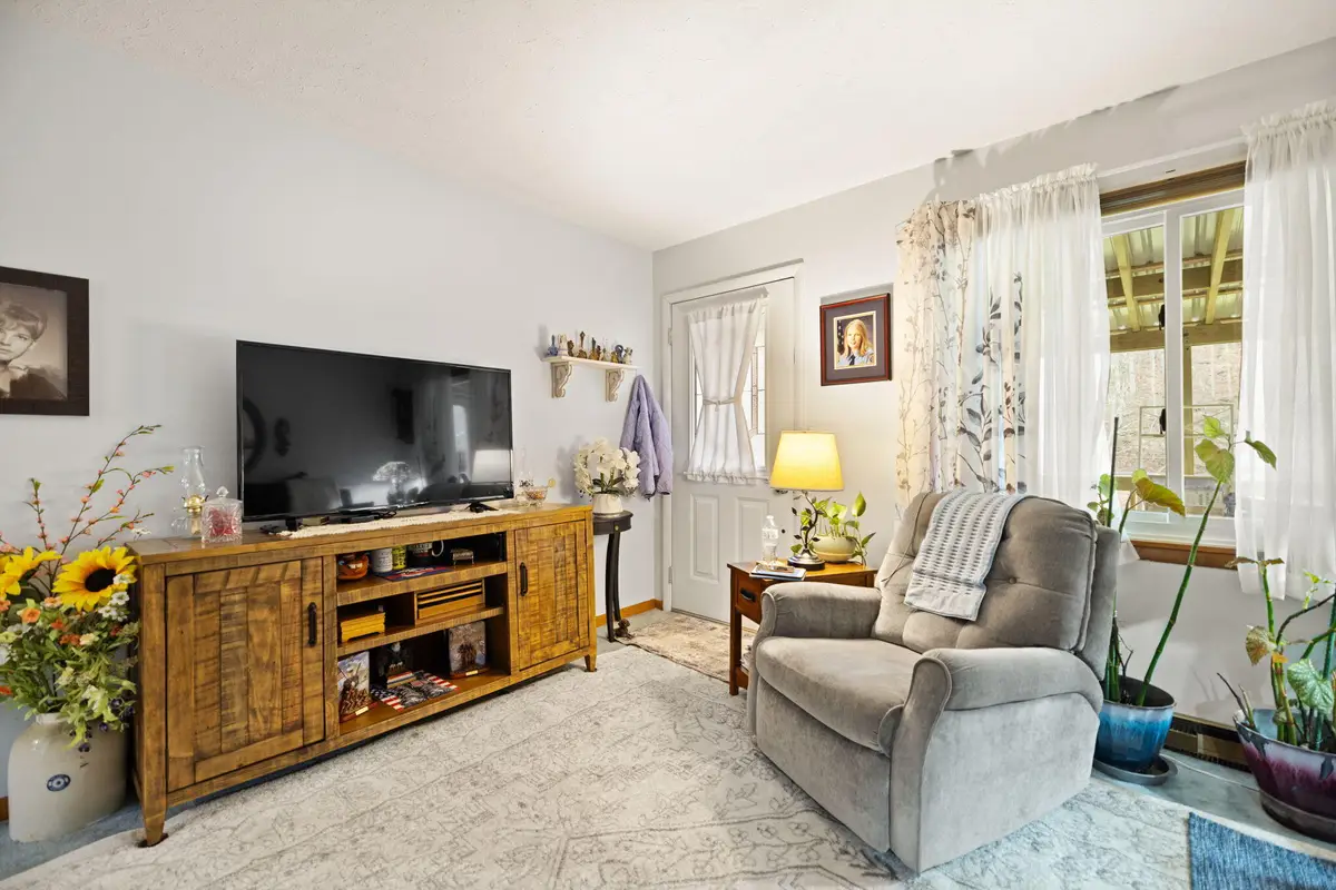 1079 Little Paint Creek, Prestonsburg, KY 41653 - #1