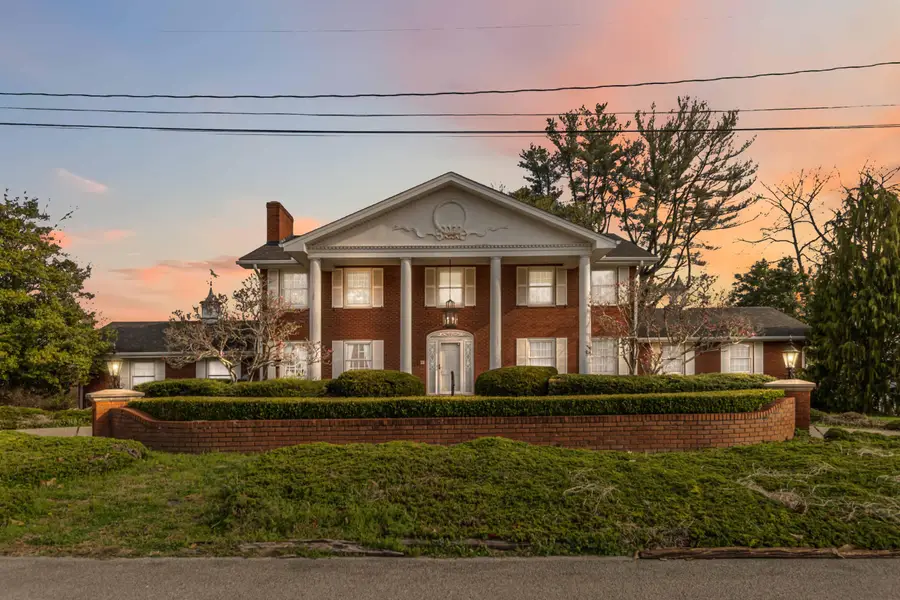 808 W Holly Lane, Corbin, KY 40701 - #2