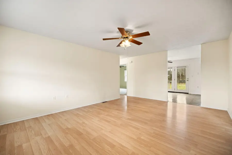 124 Blake Drive, Jeffersonville, KY 40337 - #2