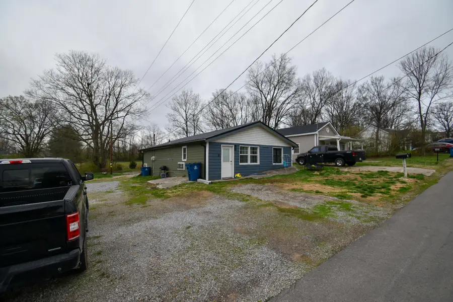 100 Darst Street, Stanford, KY 40484 - #2