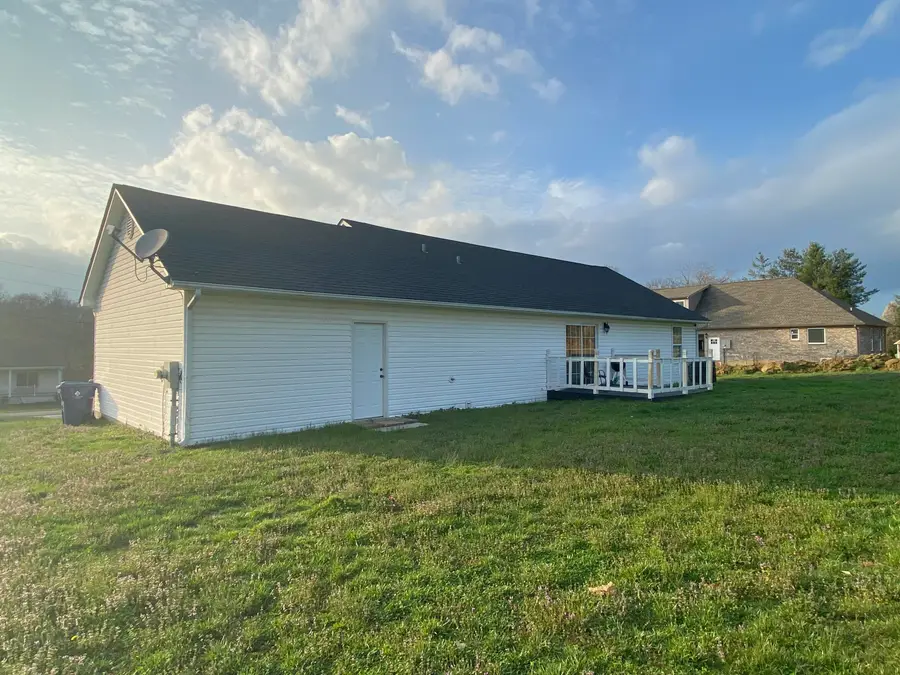 220 Deerwood Drive, Science Hill, KY 42553 - #3