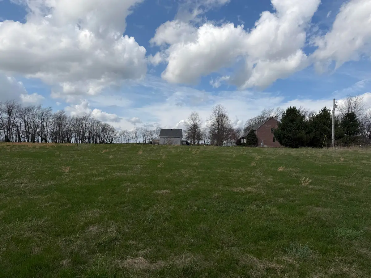 3811 Combs Ferry Road, Winchester, KY 40391 - #1