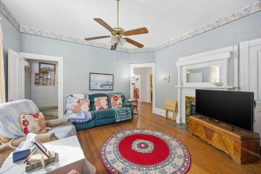 31 15th Street, Paris, KY 40361 - #3