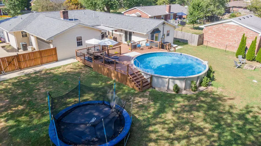 181 Peachtree Drive, Versailles, KY 40383 - #3