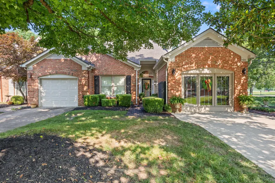 1001 Griffin Gate Drive, Lexington, KY 40511 - #3