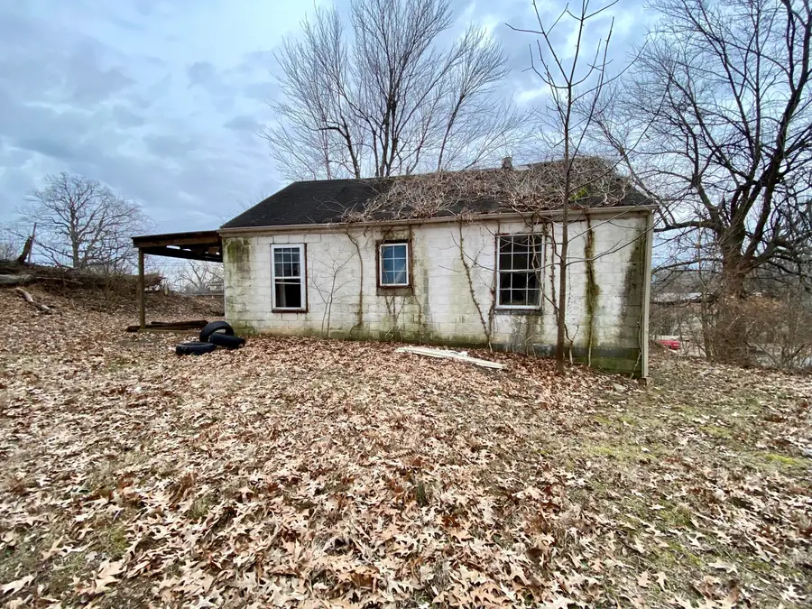 420 N 5th Street, Central City, KY 42330 - #3