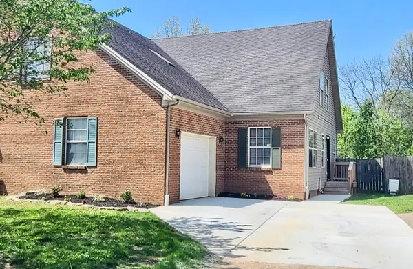 220 Tanbark Drive, Georgetown, KY 40324