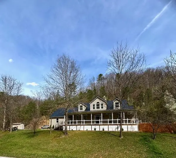 1082 Caudill Fork Road, Staffordsville, KY 41256