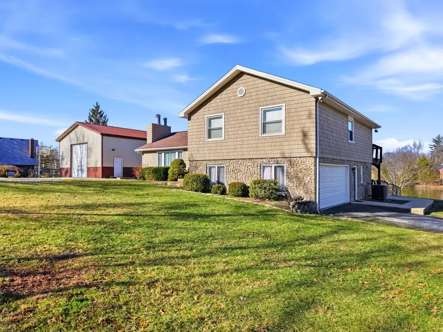 1031 Woodlake Drive, Lawrenceburg, KY 40342 - #2