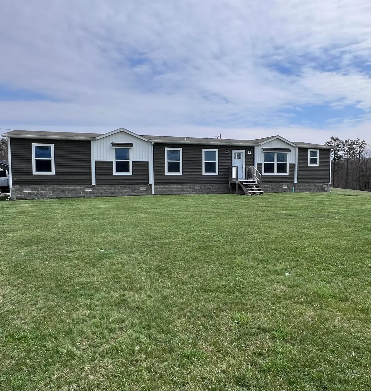 12195 Hwy 587, Beattyville, KY 41311 - #1