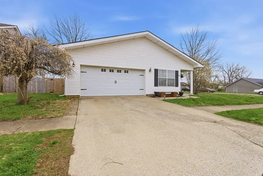 204 Sturbridge Drive, Georgetown, KY 40324 - #2