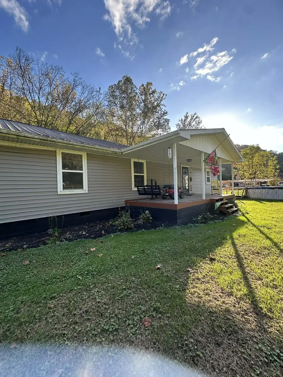 1290 Kentucky 215, Evarts, KY 40828 - #2