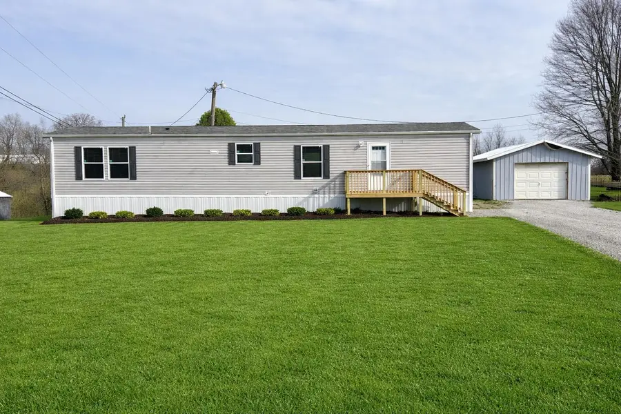 207 Rolling Cliff Drive, Bronston, KY 42518 - #2