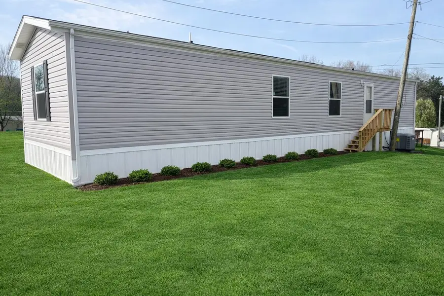 207 Rolling Cliff Drive, Bronston, KY 42518 - #3