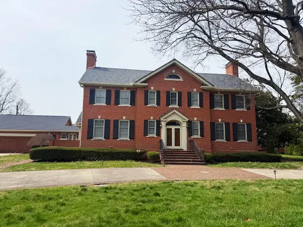 3217 Tates Creek Road, Lexington, KY 40502