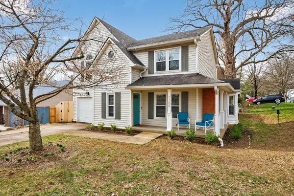 1700 Brook Park Drive, Lexington, KY 40515