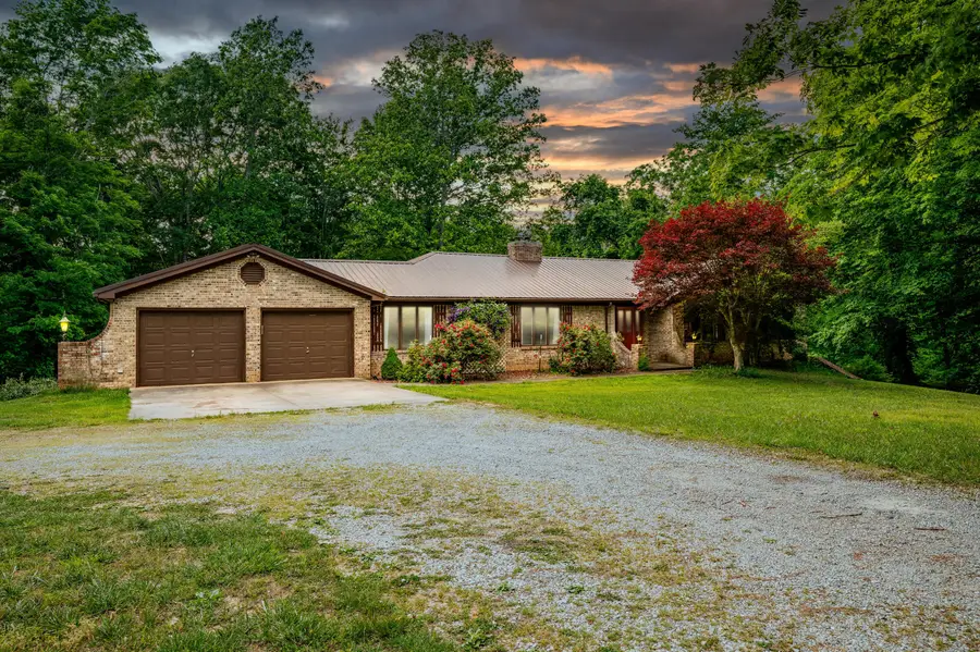 815 Jr Phipps Road, Monticello, KY 42633 - #2