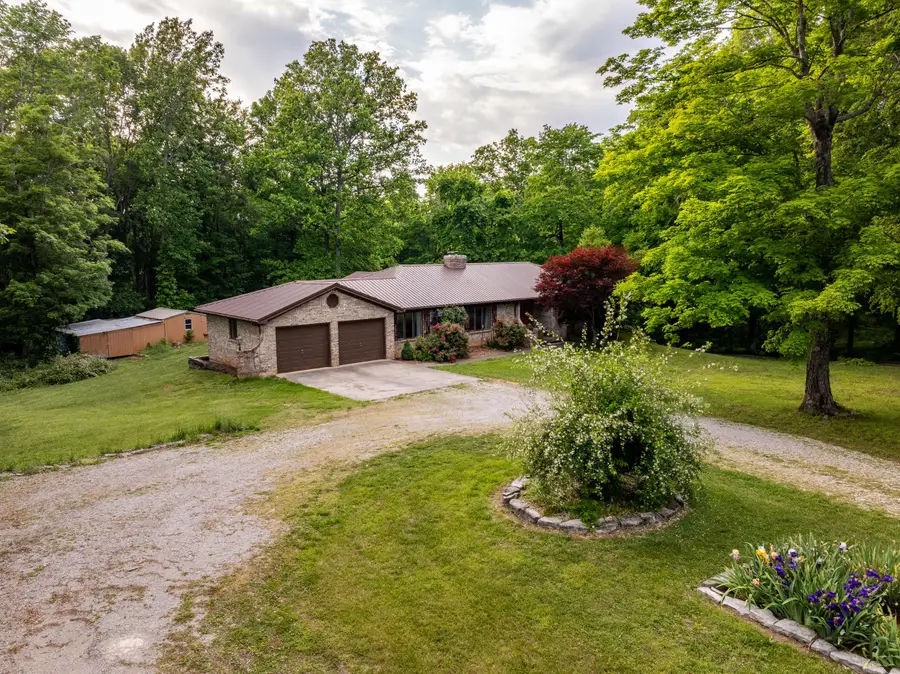 815 Jr Phipps Road, Monticello, KY 42633 - #3