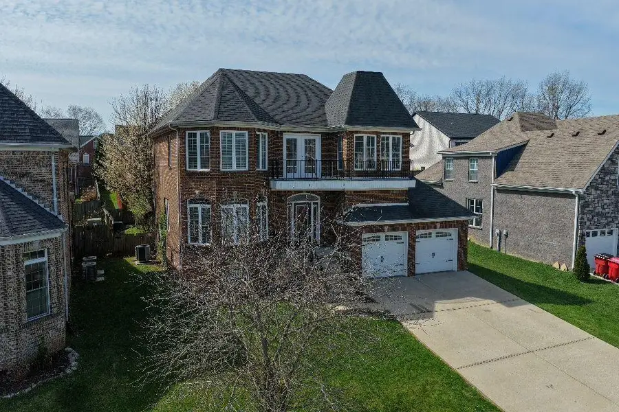 109 Bayberry Lane, Frankfort, KY 40601 - #2