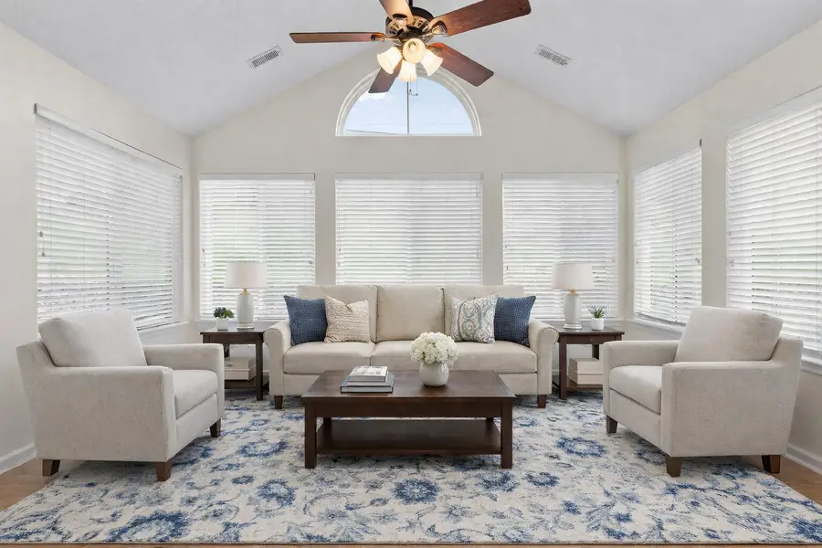 102 Windsor Way, Nicholasville, KY 40356 - #2