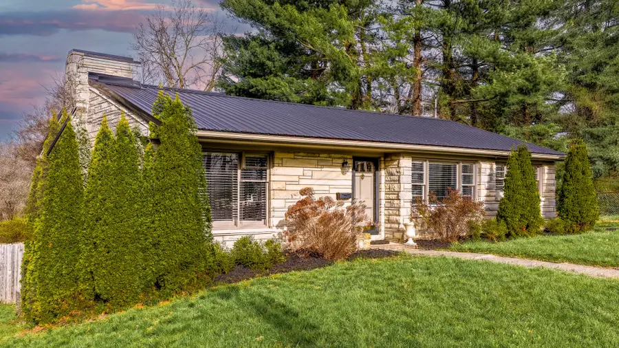 22 Reid Avenue, Mount Sterling, KY 40353 - #2