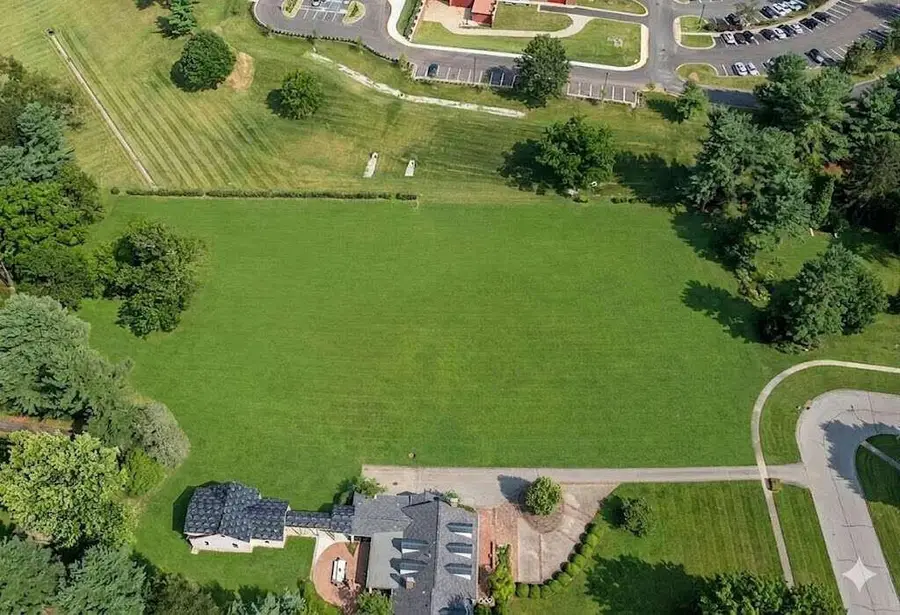 1717 Clays Spring Lane, Lexington, KY 40502 - #3