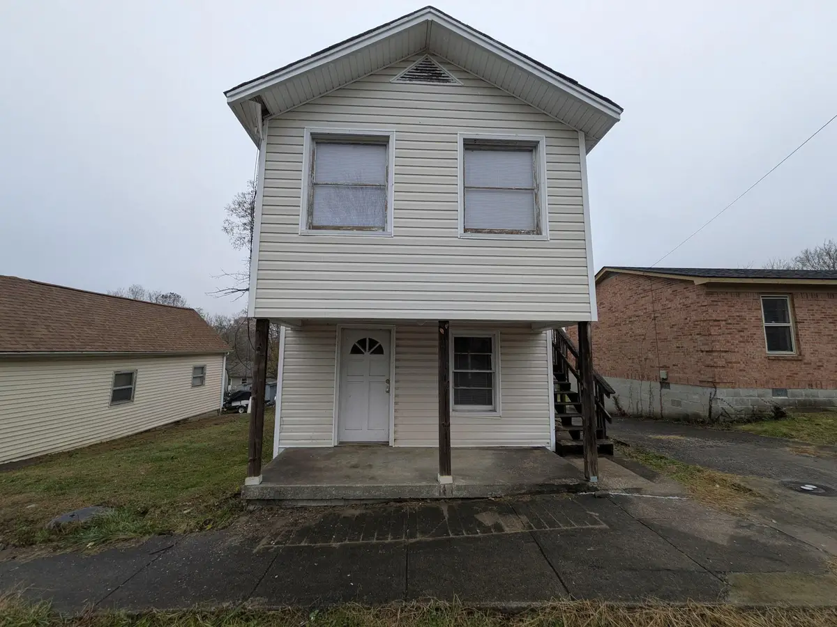 112 Lincoln Street, Nicholasville, KY 40356 - #1