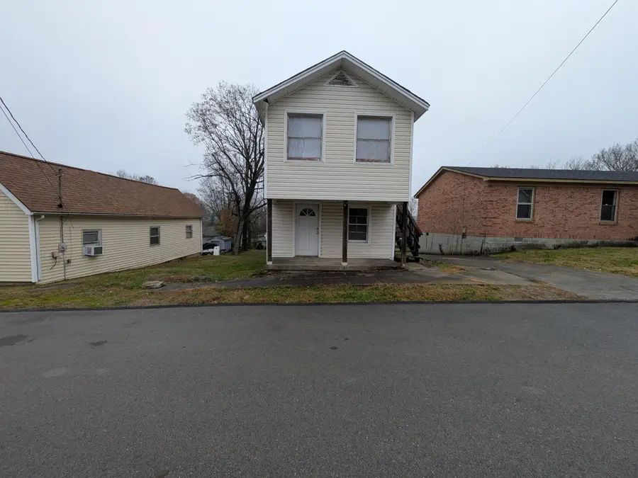 112 Lincoln Street, Nicholasville, KY 40356 - #2