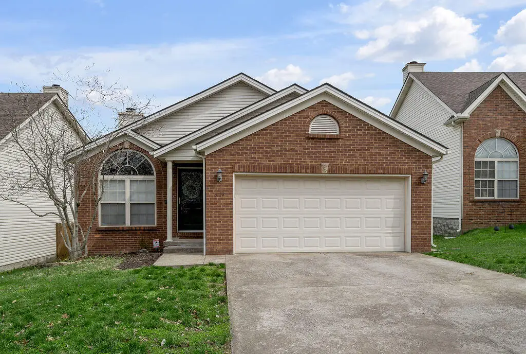 3152 Roundway Down Lane, Lexington, KY 40509 - #1