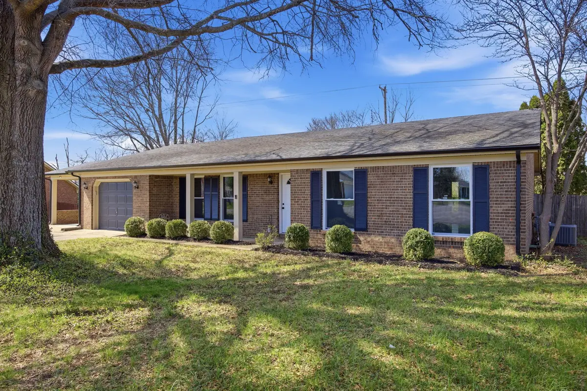 520 Berlin Drive, Versailles, KY 40383 - #1