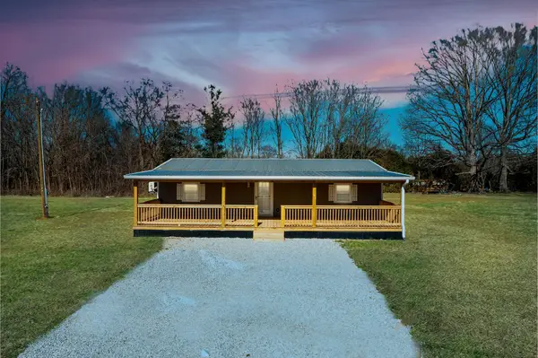 280 Kentucky 639, Albany, KY 42602