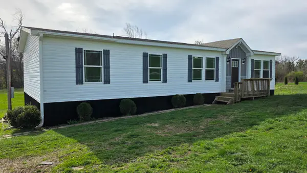 6350 Harmons Lick Road, Paint Lick, KY 40461