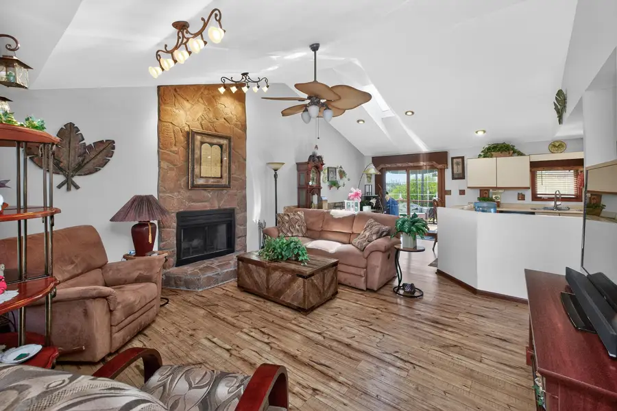 424 Woodcrest Place, Lexington, KY 40517 - #3