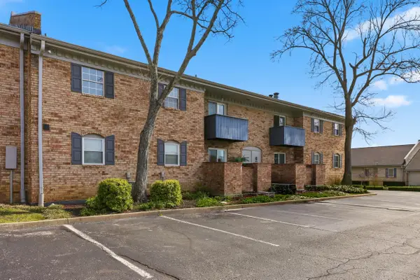 1076 Armstrong Mill Road #D, Lexington, KY 40517