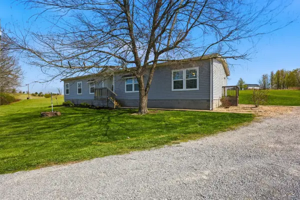 500 Sparrow Lane, Harrodsburg, KY 40330