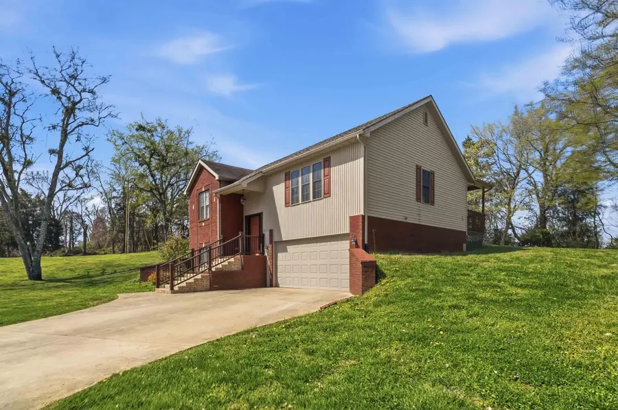 290 Twin Rivers Circle, Bronston, KY 42518 - #2