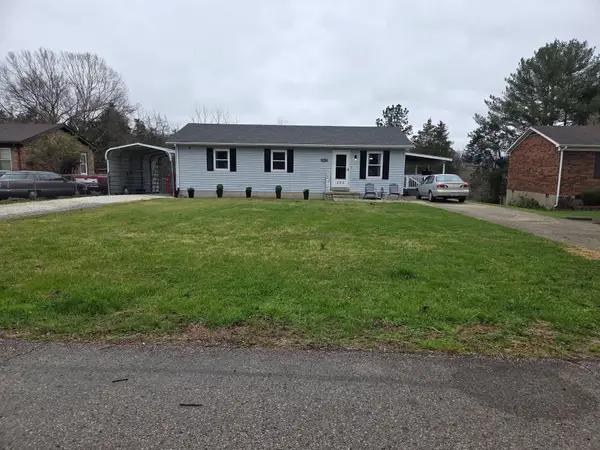 330 Whispering Woods Drive, Irvine, KY 40336