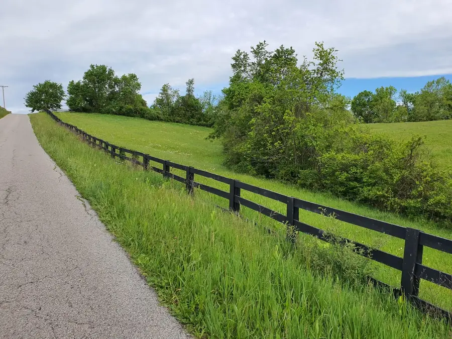 161 Central Pike, Harrodsburg, KY 40330 - #2