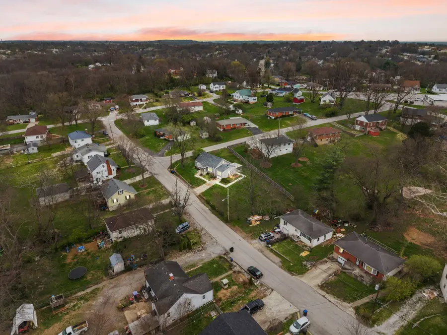 309 Westland Drive, Frankfort, KY 40601 - #3