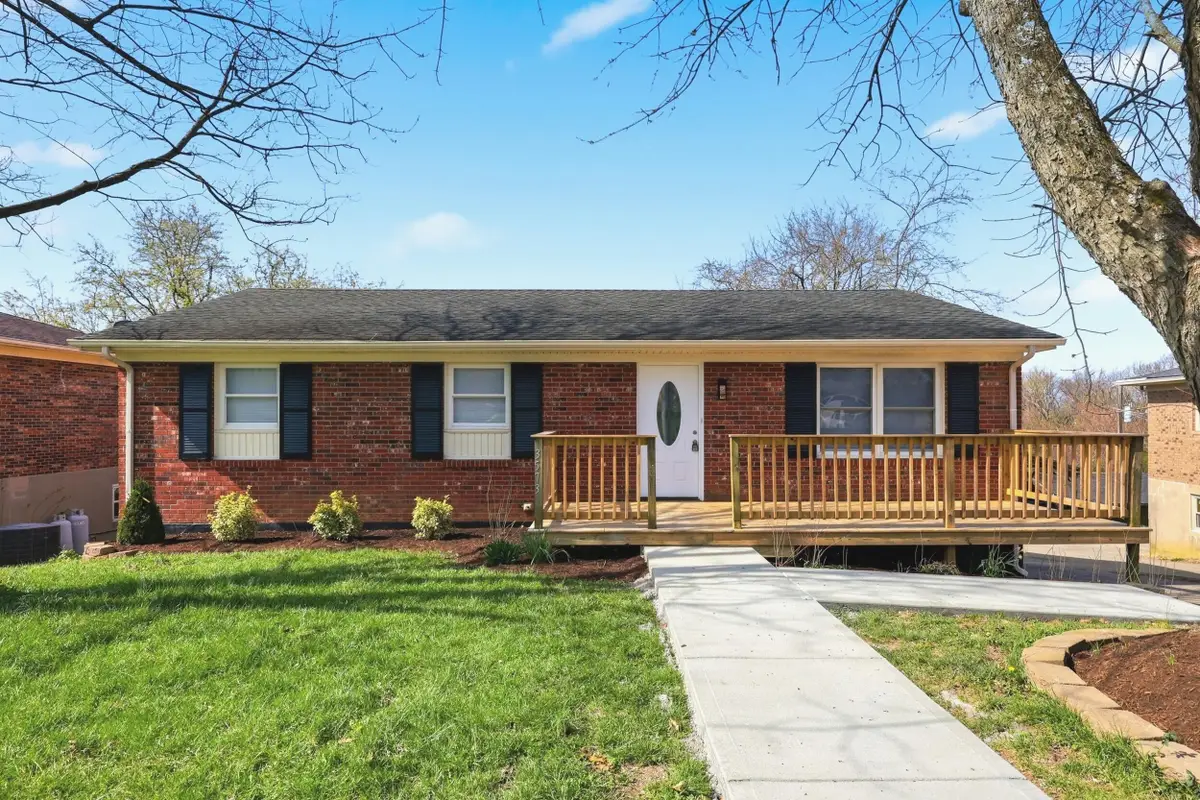 3573 Bold Bidder Drive, Lexington, KY 40517 - #1