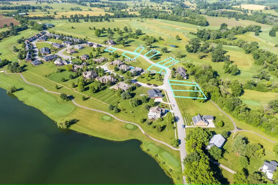 525 Houston Oaks Drive, Paris, KY 40361 - #2