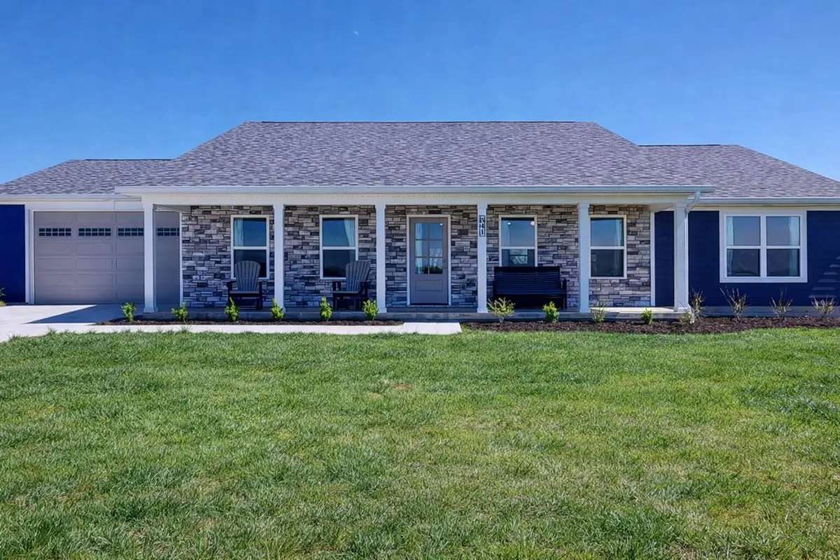 541 Beacon Street, Russell Springs, KY 42642 - #1