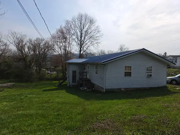 105, 103, 120 Nutwood Road #A & B, Middlesboro, KY 40965